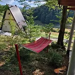 Weekend House Nest