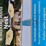 Weekend House Nest *