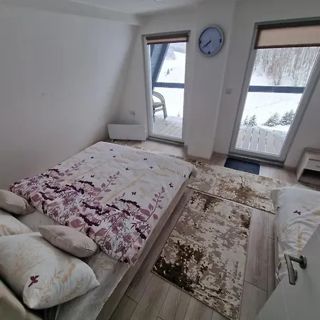 Weekend House Nest Casa de Férias Bjelašnica