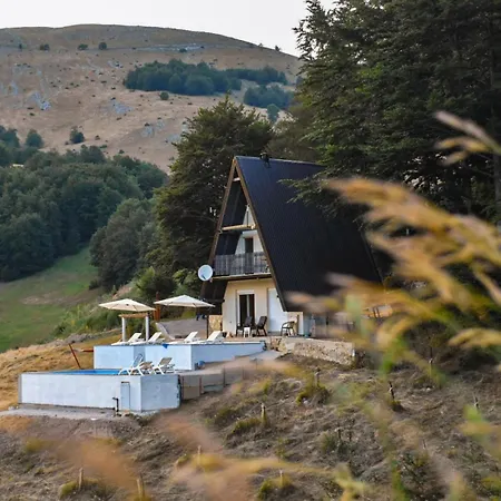 Weekend House Nest Vakantiehuis *