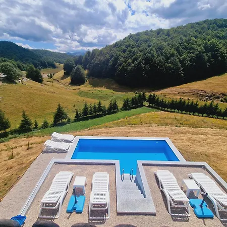 Weekend House Nest Vakantiehuis Bjelašnica