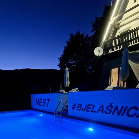 Weekend House Nest Casa de Férias *