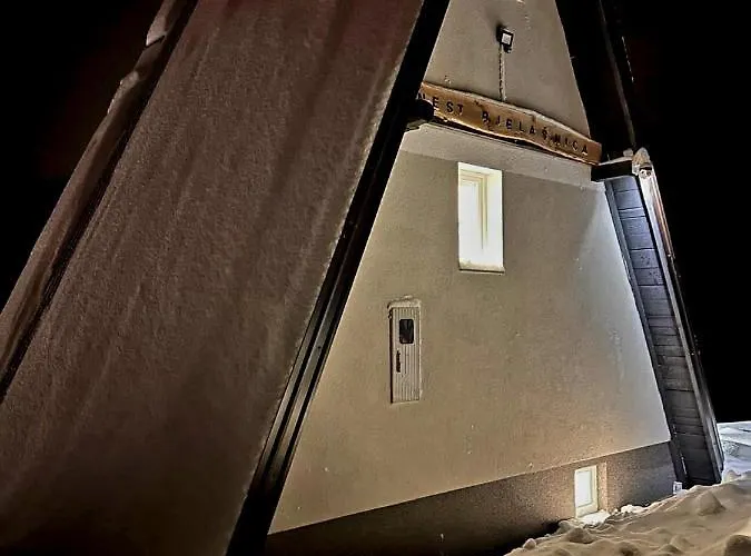 Weekend House Nest *