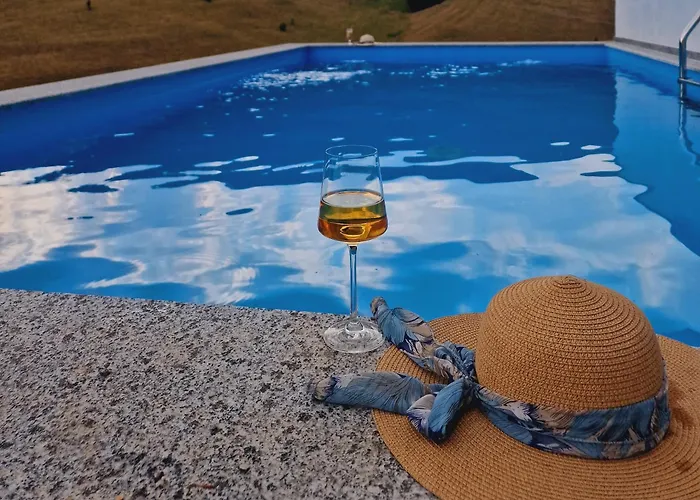 Weekend House Nest *