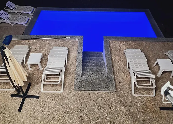 Casa de Férias Weekend House Nest Bjelašnica